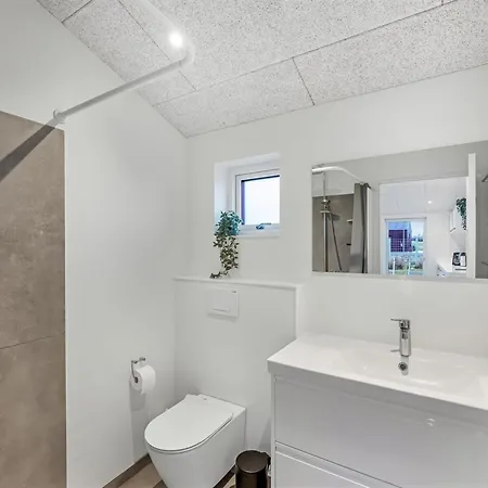 Annica - 1km From The Sea By Interhome *