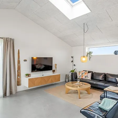 Casa de Férias Annica - 1km From The Sea By Interhome